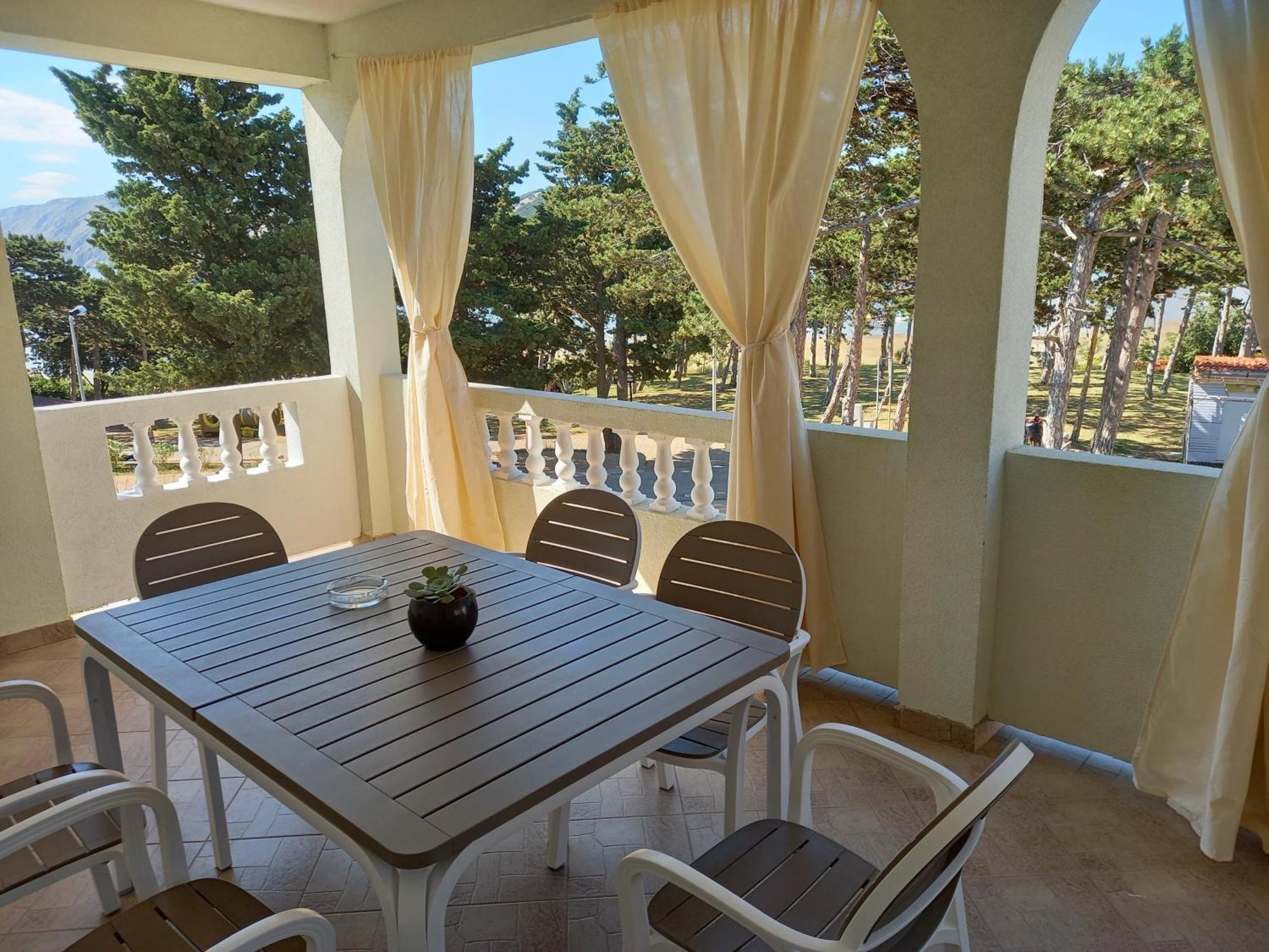 Apartmani Ivana Лопар Номер фото