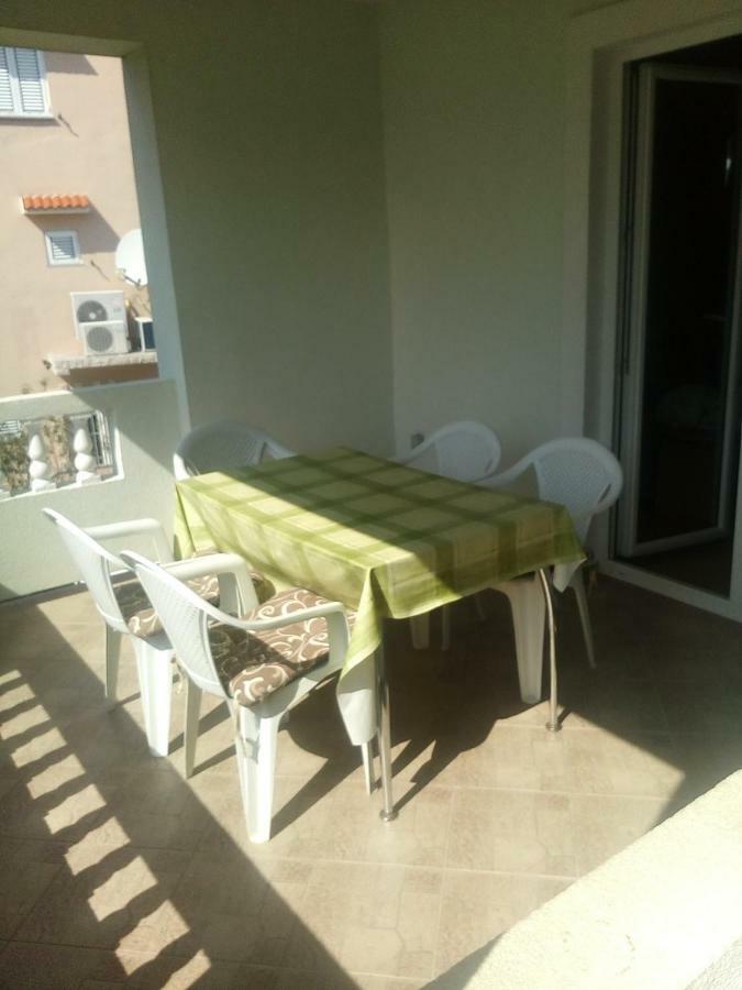 Apartmani Ivana Лопар Экстерьер фото