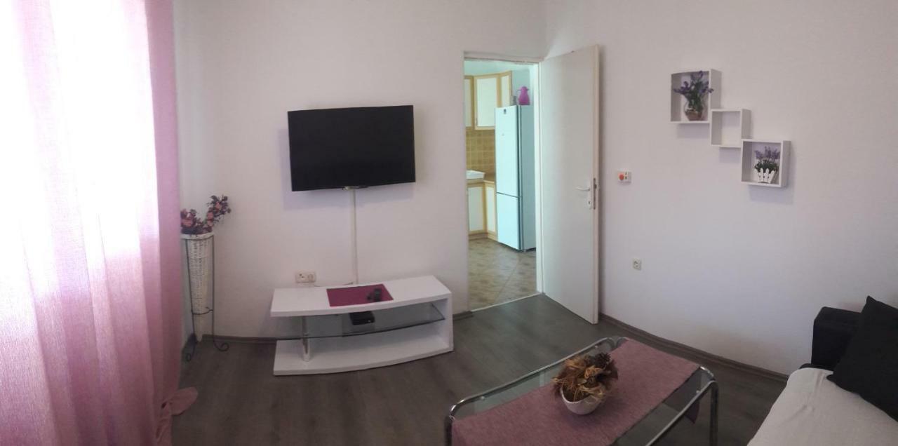 Apartmani Ivana Лопар Экстерьер фото